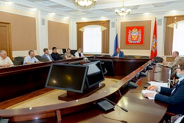 На июньском заседании ЗС рассмотрит отчет губернатора